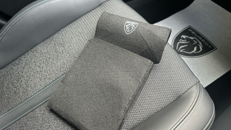 Peugeot 308 1.2 PureTech Allure Premium 5dr EAT8 Petrol Hatchback